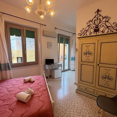 Regina Margherita Stanza Matrimoniale Con Bagno Privato *