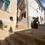 Regina Margherita Stanza Matrimoniale Con Bagno Privato * لا ماداّلينا