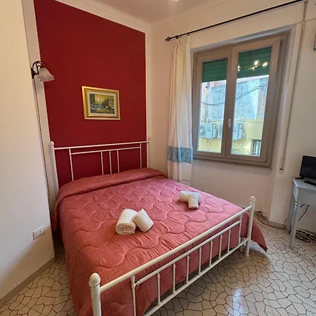 홈스테이 Regina Margherita Stanza Matrimoniale Con Bagno Privato
