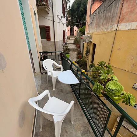 Regina Margherita Stanza Matrimoniale Con Bagno Privato La Maddalena (Sassari)