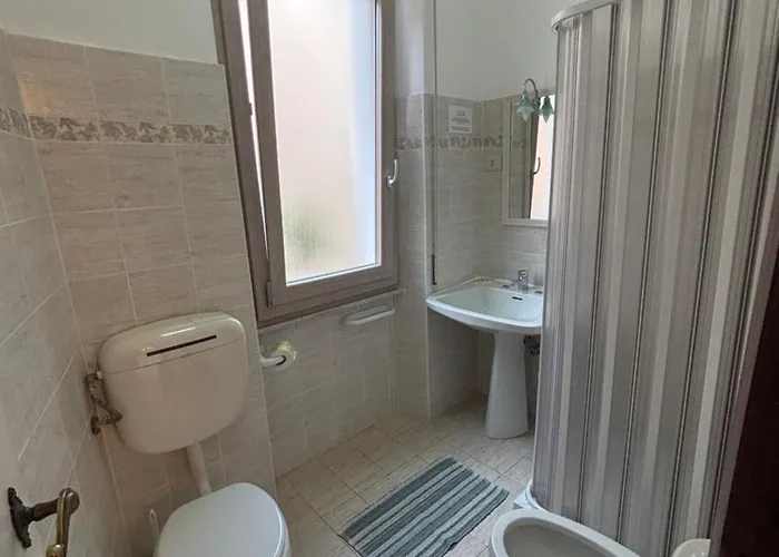 Privat bolig Regina Margherita Stanza Matrimoniale Con Bagno Privato *