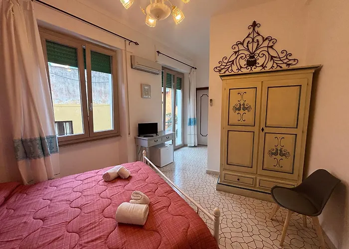Regina Margherita Stanza Matrimoniale Con Bagno Privato La Maddalena (Sassari)