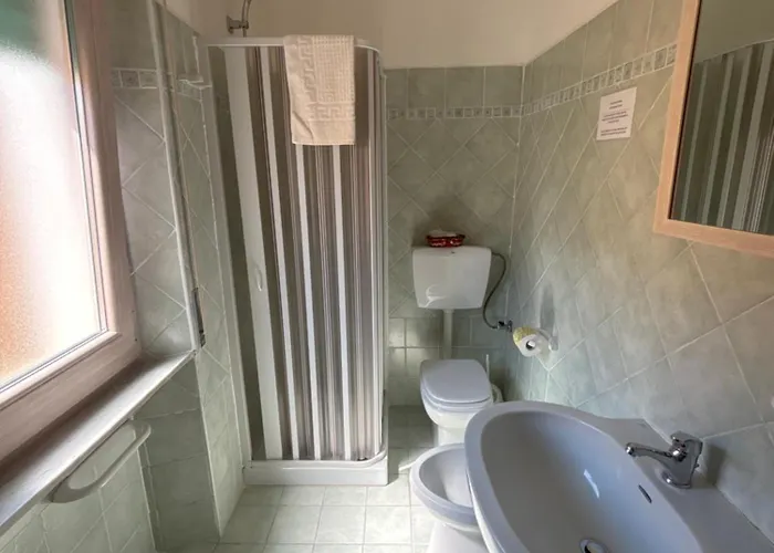 Regina Margherita Stanza Matrimoniale Con Bagno Privato * La Maddalena (Sassari)